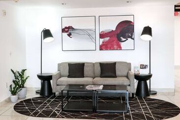 هتل Ramada By Wyndham Del Rio