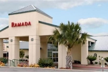 هتل Ramada By Wyndham Del Rio