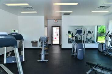 هتل Ramada By Wyndham Del Rio