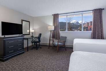 هتل Ramada By Wyndham Juneau