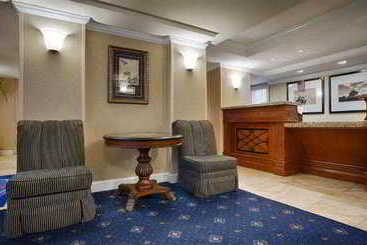 Red Lion Hotel Rosslyn Iwo Jima