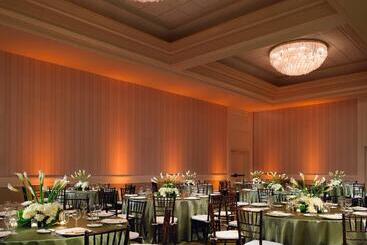 هتل Sheraton San Diego Resort