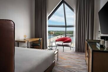 هتل The Landing At Hampton Marina, Tapestry Collection By Hilton