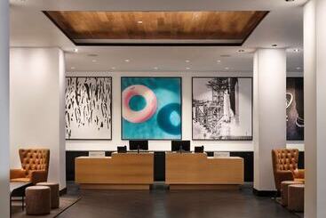 هتل The Landing At Hampton Marina, Tapestry Collection By Hilton
