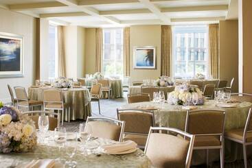 هتل The Westin Pittsburgh