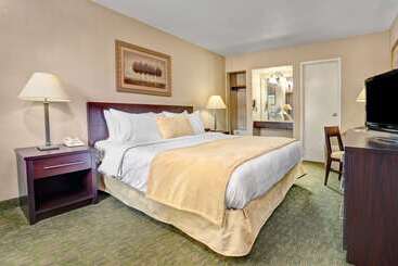 هتل Travelodge By Wyndham Presidio San Francisco