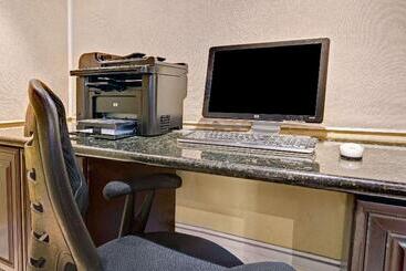 هتل Travelodge By Wyndham Presidio San Francisco