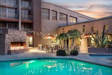 هتل Wyndham Phoenix Airport   Tempe