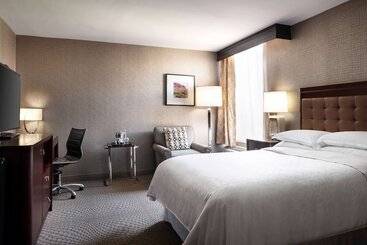 هتل Wyndham Phoenix Airport   Tempe