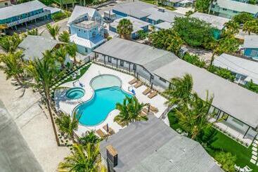 مُتل Pelican Post At Anna Maria Island Inn