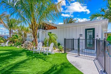 مُتل Pelican Post At Anna Maria Island Inn