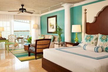 Ocean Key Resort & Spa