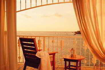 Ocean Key Resort & Spa