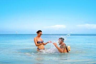 Ocean Key Resort & Spa