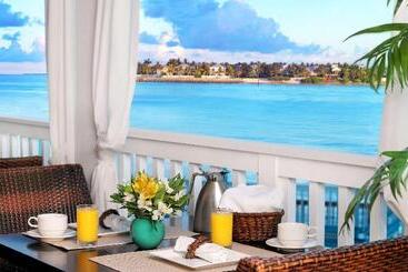 Ocean Key Resort & Spa