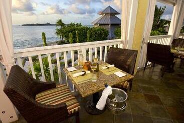 Ocean Key Resort & Spa