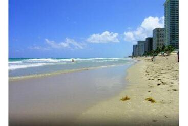 Ocean Manor Beach Resort