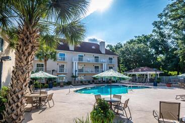استراحتگاه Palmera Inn And Suites