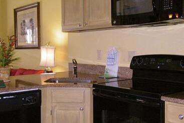 استراحتگاه Palmera Inn And Suites