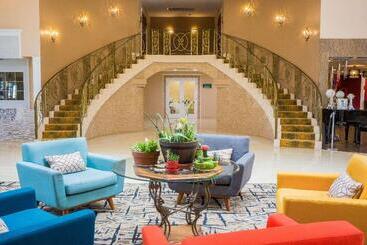 אתר נופש Tucson City Center, Ascend  Collection