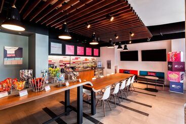 هتل Aloft Miami Dadeland