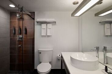 هتل Aloft Miami Dadeland