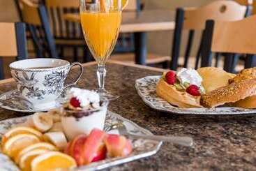 هتل Best Western Americana Inn