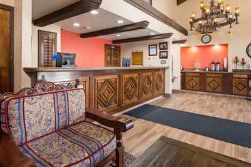 هتل Best Western Americana Inn