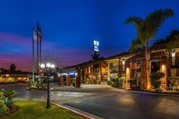هتل Best Western Americana Inn