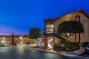 هتل Best Western Americana Inn