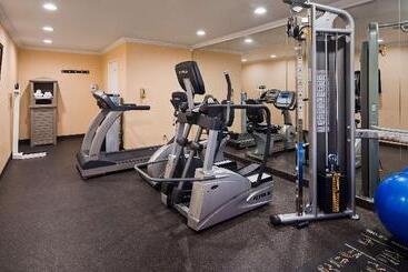 هتل Best Western Americana Inn