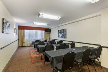 هتل Best Western Plus The Charles