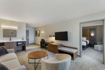 هتل Best Western Plus The Charles