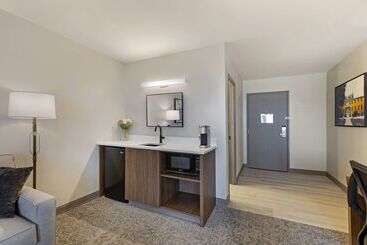 هتل Best Western Plus The Charles