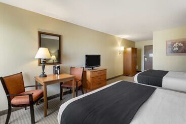 هتل Best Western Plus The Charles