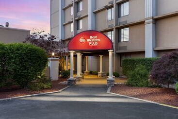 هتل Best Western Plus The Charles