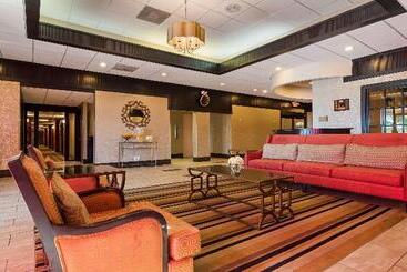 هتل Best Western Plus The Charles