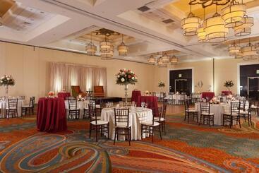 هتل Charleston Marriott