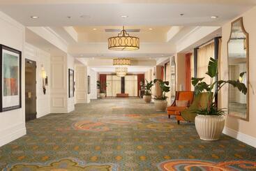هتل Charleston Marriott