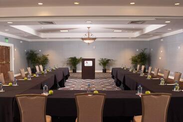 هتل Charleston Marriott