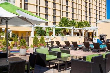 هتل Charleston Marriott