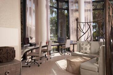 هتل Charleston Marriott