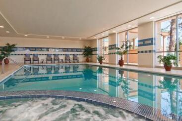 هتل Courtyard By Marriott Denver Cherry Creek