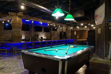 هتل Days Inn By Wyndham Columbus East Airport