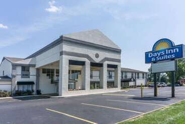هتل Days Inn By Wyndham Columbus East Airport