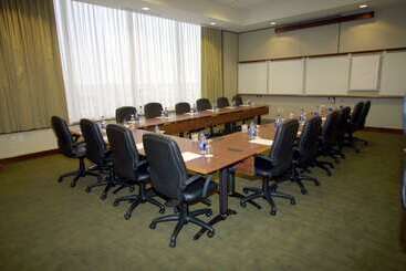 هتل Doubletree By Hilton Omaha Downtown