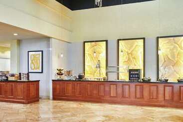 Doubletree By Hilton Hotel Salt Lake City Airport - Salt Lake City