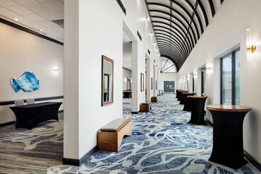 هتل Embassy Suites By Hilton West Palm Beach Central