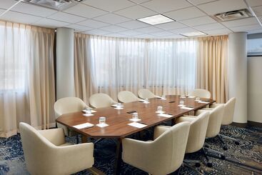 هتل Embassy Suites By Hilton West Palm Beach Central