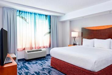 Otel Fairfield Inn Suites Indianapolis Downtown